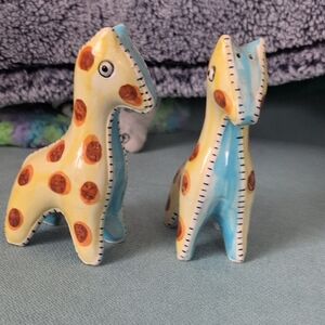 Pair of Ceramic Giraffe Salt and Pepper Shakers, Collectible Figurines